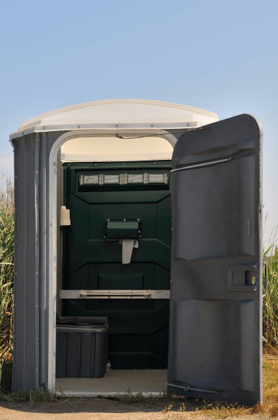 Best Portable bathroom rental  in Washington, IA
